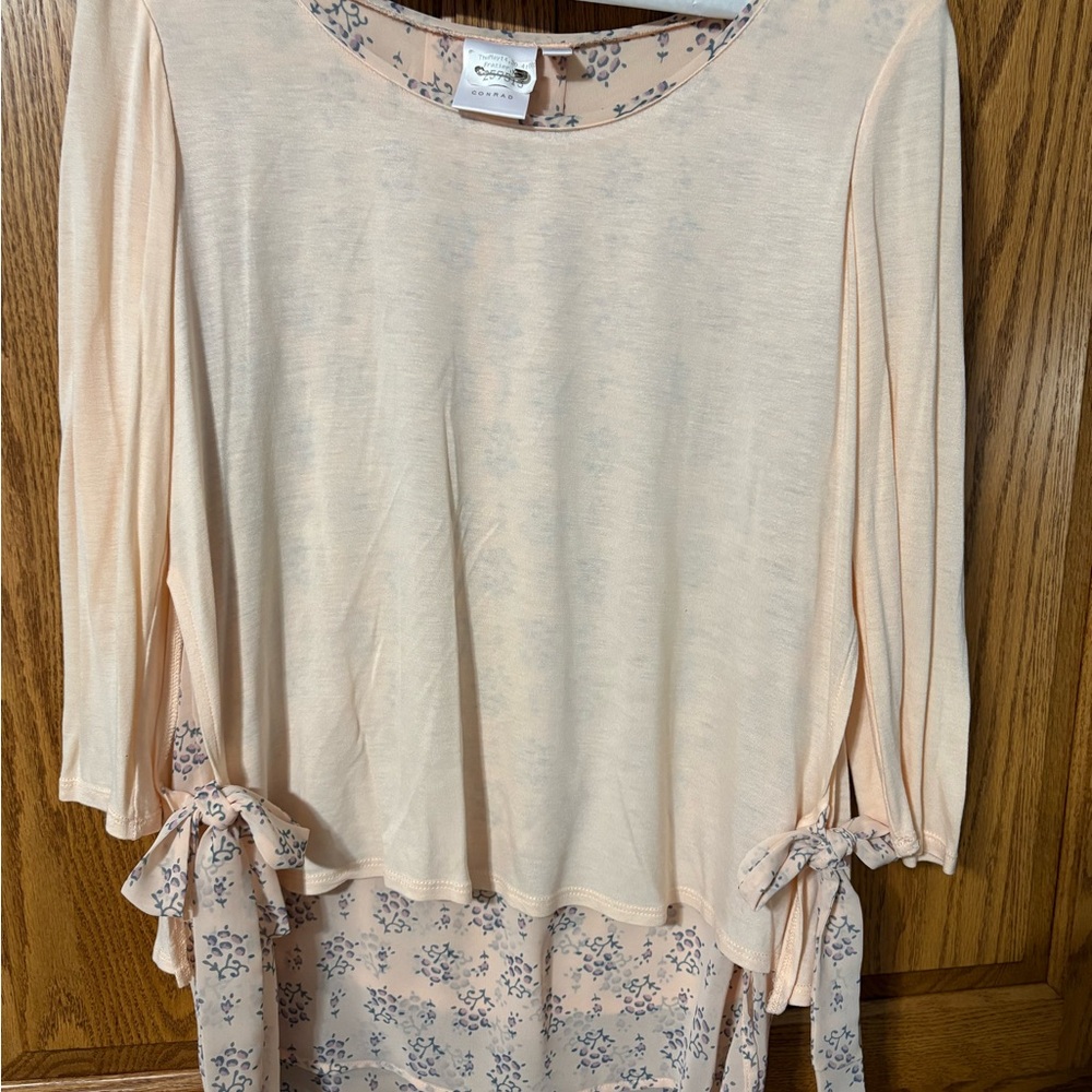 LC Lauren Conrad Peach Floral Top